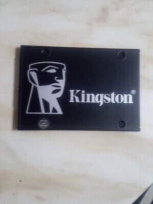 Elbląg Witam sprzedam twardy dysk o pojemności 512 GB do laptopa Lenovo cena 80 złoty proszę pisać SMS