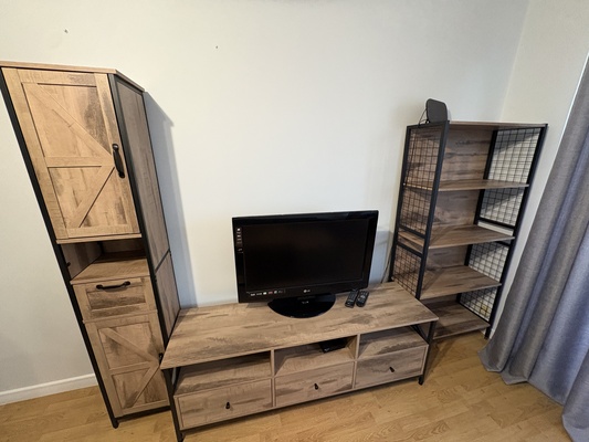 Elbląg sprzedaż nowoczesna meblościanka w stylu loftowym (dąb + czarne elementy). Zestaw bardzo solidnie wykonany,