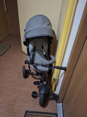 Elbląg Sprzedam rowerek obracanym siedziskiem, stan bardzo dobry (do odswiezenia )