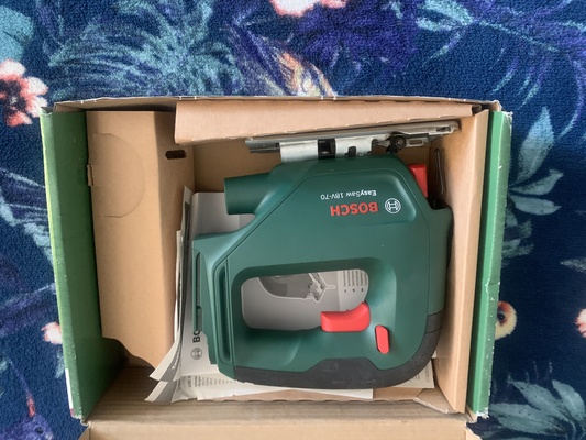 Elbląg Wyrzynarka Bosch EasySaw 18V-