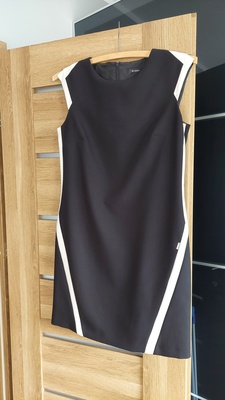 Elbląg Sprzedam sukienkę rozmiar 42 kupiona w monnari
Mało noszona. Cena 50 zł
Odbiór własny.