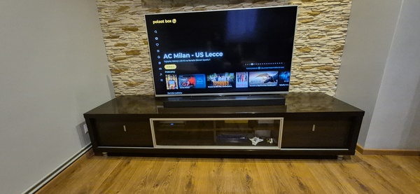 Elbląg Stylowy zestaw mebli do salonu renomowanej marki Red AppleZestaw składa się z: Komoda RTV&nbsp; Dwie