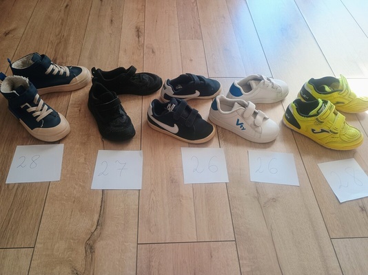 Elbląg Sprzedam buty chłopięce. Stan uważam jako dobry. Nadający się jeszcze do użytku na sezon niektóre więcej.