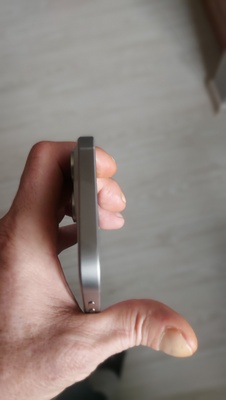 Elbląg Sprzedam nowy telefon 16 pro max pamięć  rom512 GB dziala Facebook, YouTube, itp. Identyczny jak iPhone 16 pro