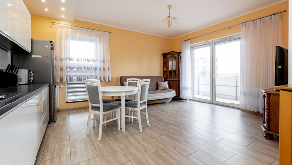 Elbląg &nbsp; TO MY SPRZEDAJEMYNIERUCHOMOŚCI W TYM MIEŚCIEBIURO NIERUCHOMOŚCIAMERICAN HOMEWYNAJMĘ - 2 POKOJE - REGAL