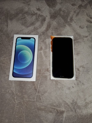 Elbląg Sprzedam iPhona 12 stan dobry 64 GB pamięci, kolor niebieski.