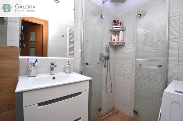 Elbląg GALERIA NIERUCHOMOŚCIZ pasji i miłości do nieruchomościNa sprzedaż: Gotowe do wprowadzenia- 3 pokoje z klimatem