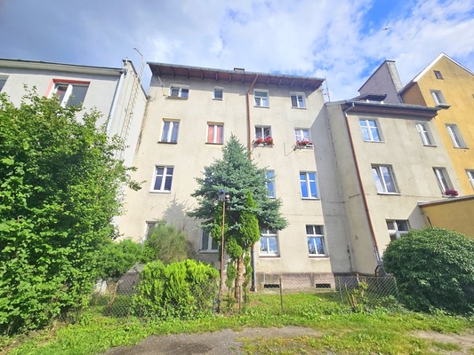 Elbląg KWADRAT NIERUCHOMOŚCIMieszkanie 44,70 m21 piętroMedia z miastaMożliwość przerobienia na 3 pokojoweDo własnej