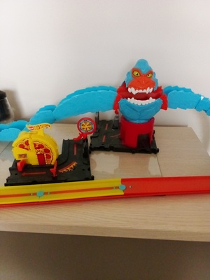 Elbląg Witam,
sprzedam 3 zestawy Hot Wheels:
- hot wheels city rekin myjnia.
- hot wheels speedy pizza,
- hot