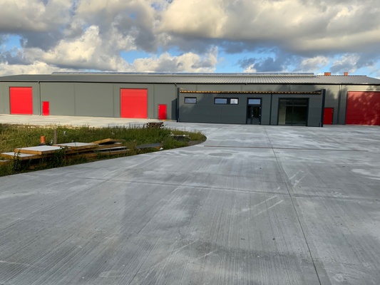 Elbląg SPRZEDAM NOWĄ HALĘ MAGAZYNOWĄ o powierzchni 1440 m2&nbsp; na działce o powierzchni 5000 m 2