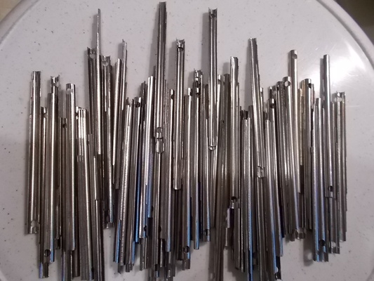 Elbląg Blaszki i dzióbki do nabijania gilzy pasują do maszyn HUZARK i innych podobnych są normalnie i slim 
- blaszka