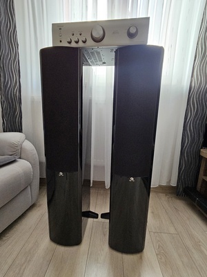 Elbląg Sprzedam dwie kolumny Boston Acoustics A360.Moc szczytowa 200W. Pasmo przenoszenia 38HZ-25kHZ. Impedancja 8