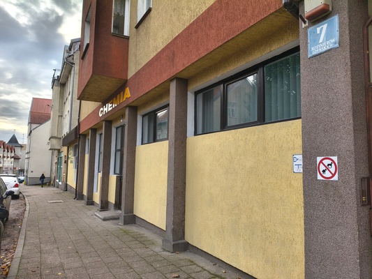 Elbląg Wynajmę lokal użytkowy o powierzchni 83m2 przy ulicy Kosynierów Gdyńskich 7 w Elblągu.