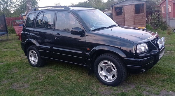 Elbląg Suzuki Grand Vitara rok 2004 napęd 4x4 dołączany ręcznie, kierownica multi funkcyjna, blokada skrzyni biegów po
