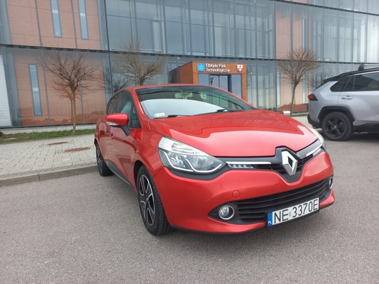 Elbląg Renault Clio, bezwypadkowy, garażowany, kupiony w salonie, pierwszy właściciel, rejestracja 2014,benzyna,