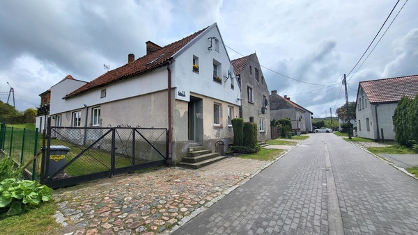 Elbląg KWADRAT NIERUCHOMOŚCI3 pokoje, 94  m2parterogródekdodatkowe  wyjście bezpośrednio na podwórkobudynek