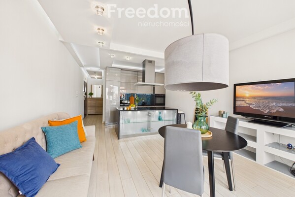 Elbląg FREEDOM NIERUCHOMOŚCISprzedam mieszkanie - Elbląg, Stary Rynek. Przedstawiam ofertę sprzedaży