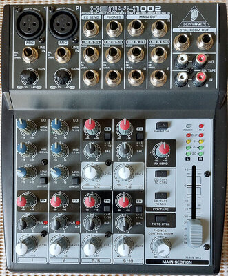 Elbląg Sprzedam w pięknym stanie wizualnym i w 100% sprawny technicznie mikser Behringer XENYX 1002 z oryginalnym