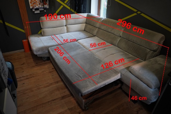 Elbląg Na sprzedaż narożnik w dobrym stanie technicznym, z normalnymi śladami użytkowania.
Sofa jest bardzo wygodna,