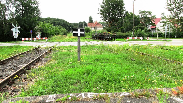 Krzyżyk na drogę i co dalej. Połowa sezonu turystycznego za nami.. DREZYNY PIĘKNIE SIĘ PREZENTUJĄ NA SZLAKU KOLEI NADZALEWOWEJ W TOLKMICKU