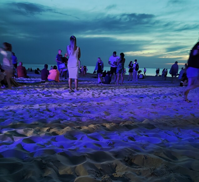 Plaża w Krynicy po zachodzie słońca..