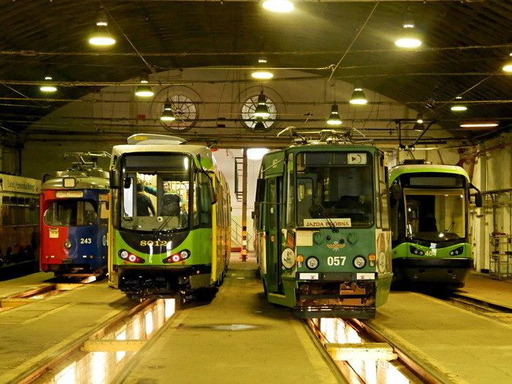 Tramwaje w Elblągu. Komplet tramwajów w Elblągu.