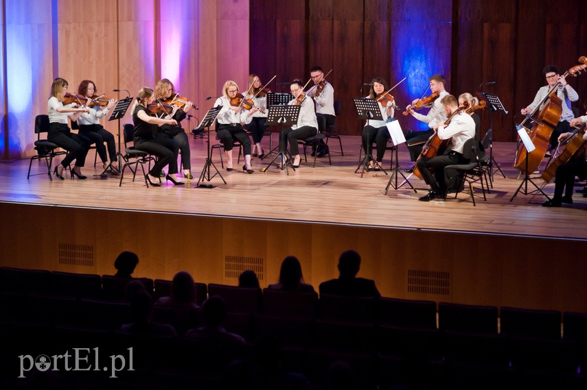 Tańcujące smyczkowanie z EOK zdjęcie nr 236134