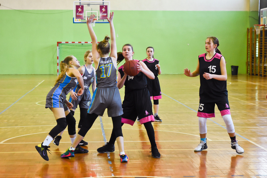 Truso dziurawi kosz zdjęcie nr 237108