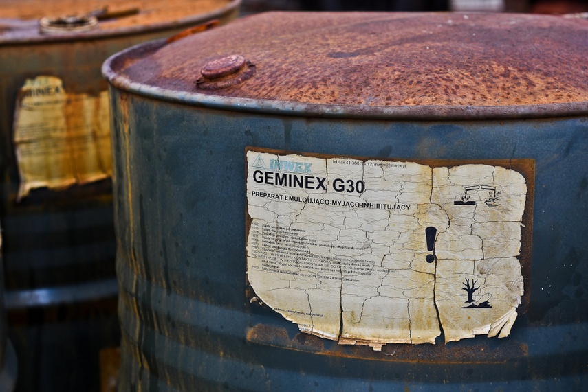 Problem z beczkami na Radomskiej zdjęcie nr 237426