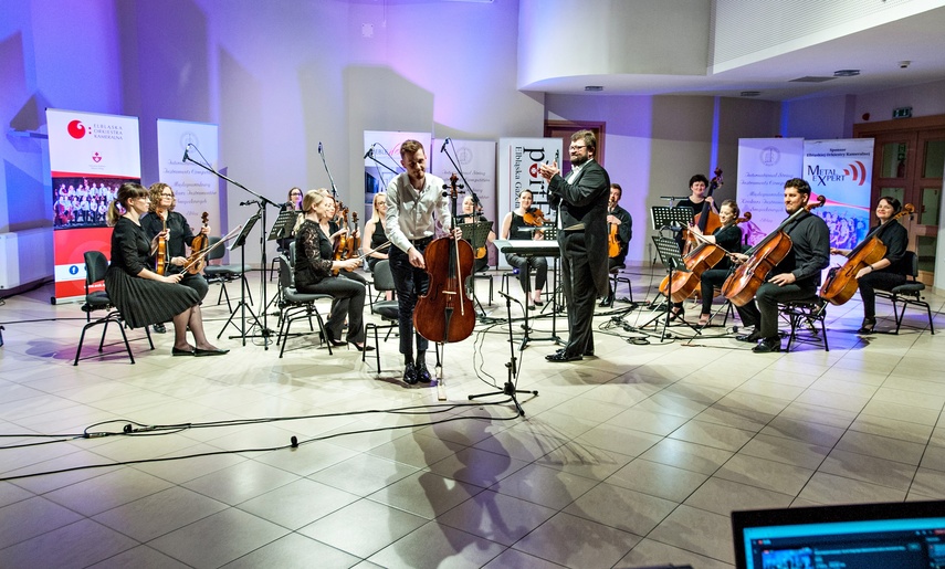 Konkurs smyczkowy czas zacząć zdjęcie nr 238427