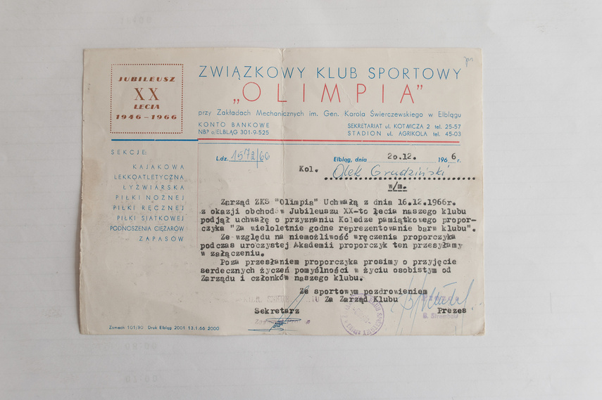 Żółto-biało-niebieska saga rodzinna zdjęcie nr 239126