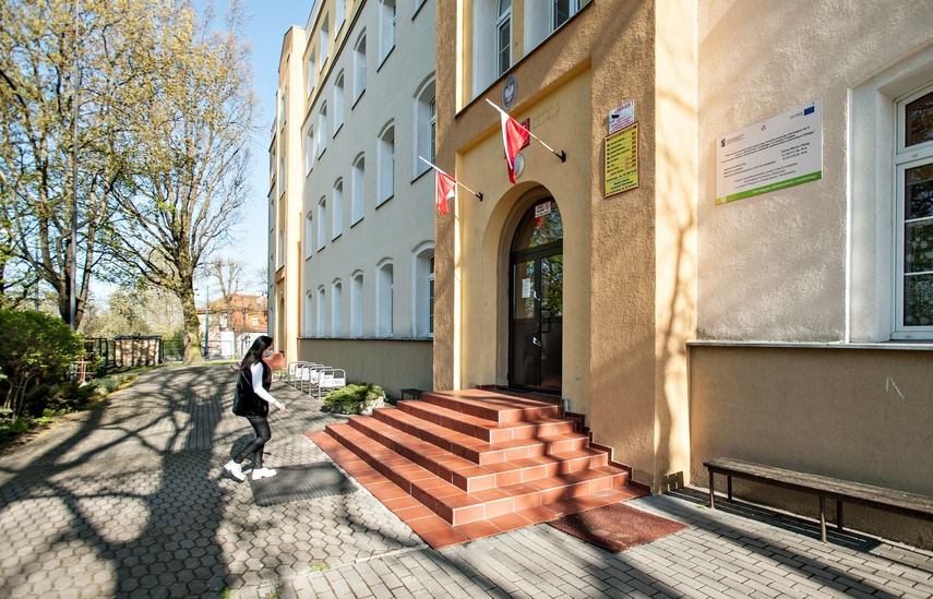 Pojedynek z królową nauk zdjęcie nr 239171