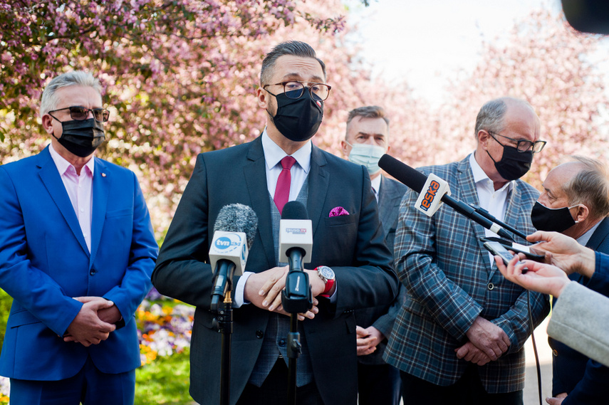 Nowe otwarcie Lewicy zdjęcie nr 239627