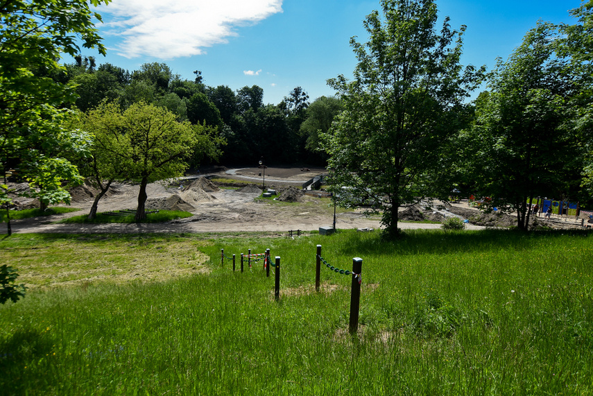 Coraz bliżej do rekreacji w parku Dolinka zdjęcie nr 240760