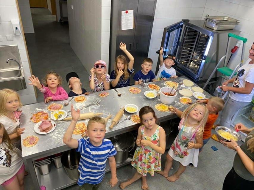 Biwak pod namiotami i półkolonie w Żłobku i Przedszkolu Mały Europejczyk w Elblągu zdjęcie nr 242600