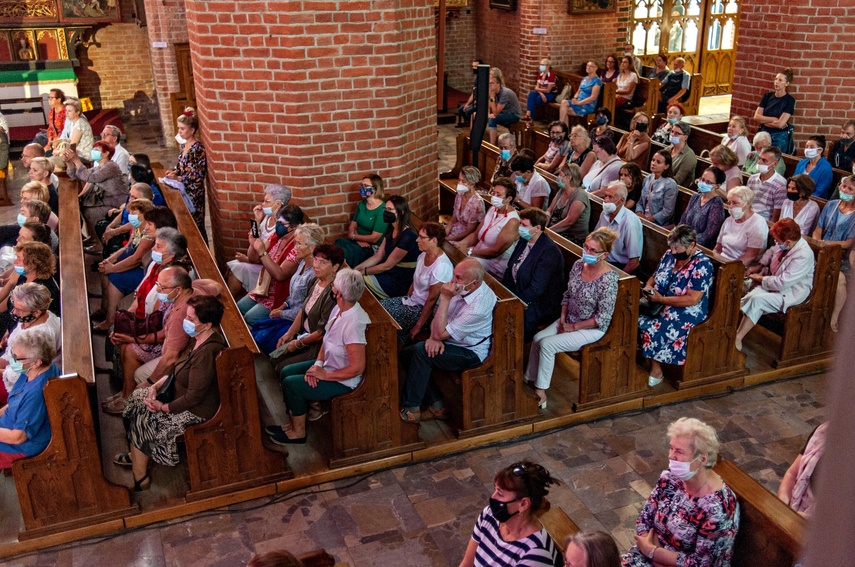 O miłości w katedrze zdjęcie nr 243454