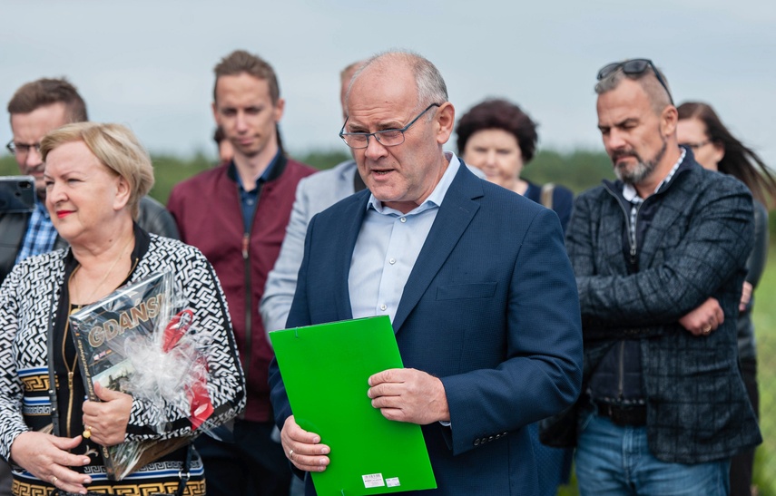Z szutrowej na asfaltową zdjęcie nr 246557