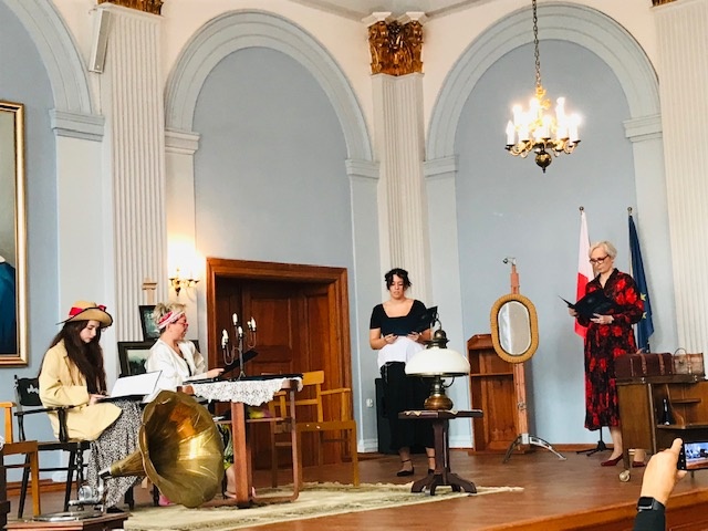 Szkoły czytają „Moralność pani Dulskiej” zdjęcie nr 247590