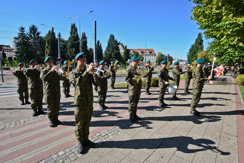 „Nie zamierzali łatwo oddać niepodległości” zdjęcie nr 248972
