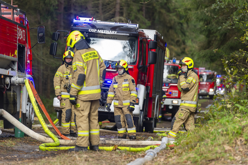 Strażacy ćwiczyli w okolicach Młynar zdjęcie nr 249411