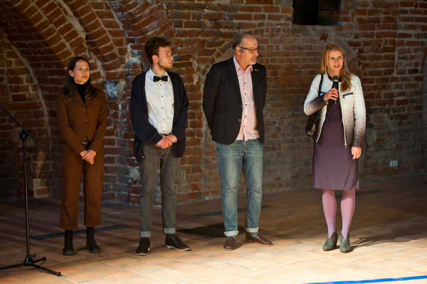 Elementaria. Od Euklidesa, przez średniowiecze, do Galerii EL zdjęcie nr 249689