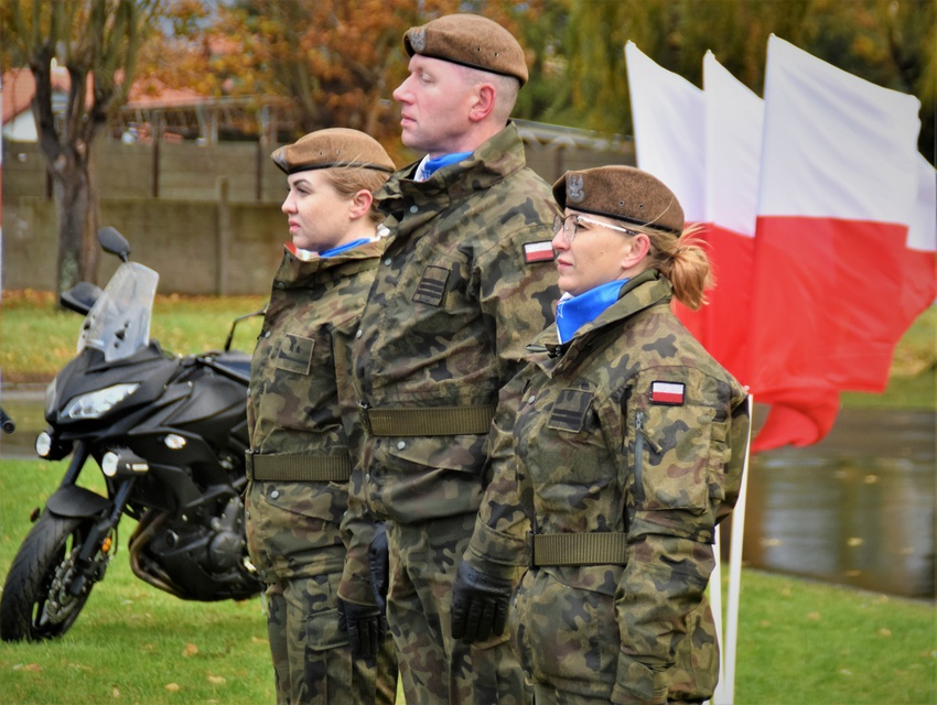 Kolejne szeregi terytorialsów po przysiędze zdjęcie nr 250894