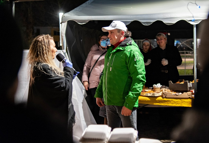 „Nie jesteś sam”, czyli wigilia na placu Dworcowym zdjęcie nr 253406