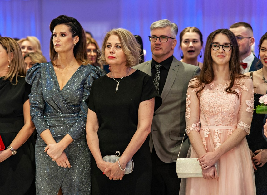 Ta noc należała do nich zdjęcie nr 255999