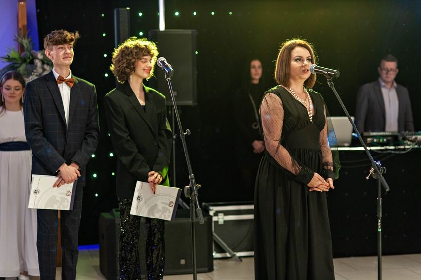 Ta noc należała do nich zdjęcie nr 256009