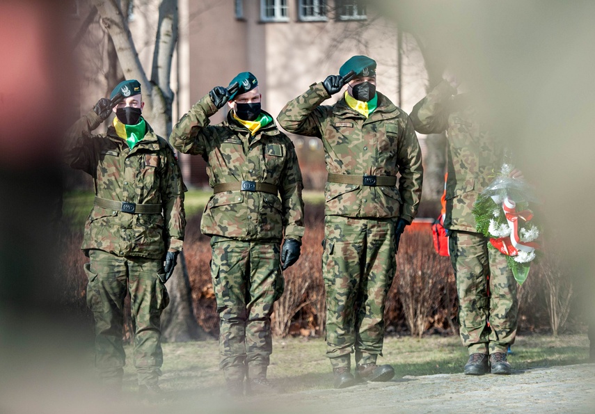 Organizacyjny fenomen. Osiem dekad temu powstała AK zdjęcie nr 256139