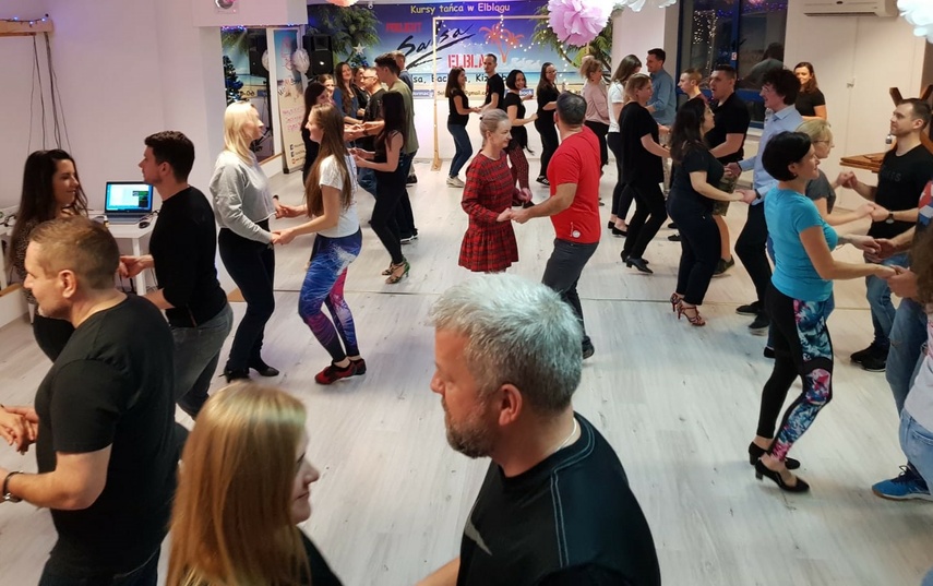 Zakochaj się w tańcu w szkole Salsa Elbląg! zdjęcie nr 256271