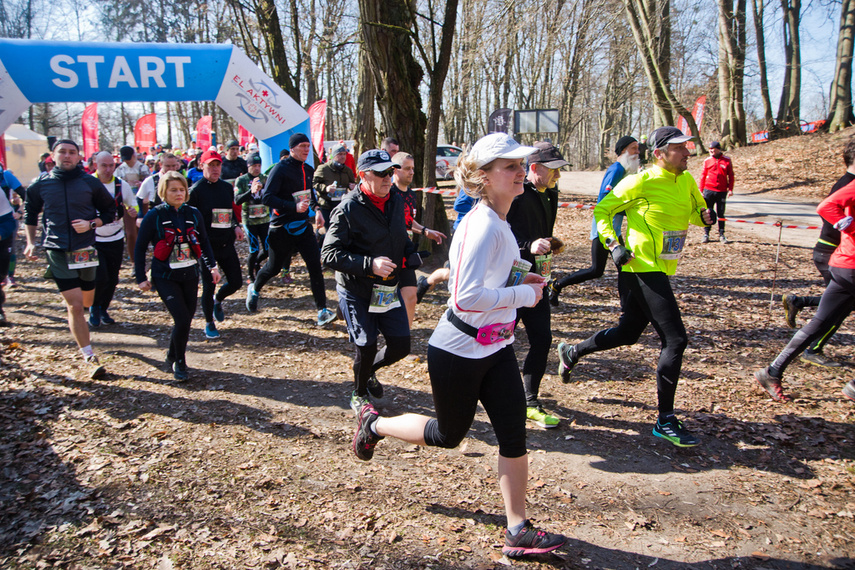 Wiosnę rozpoczęli od półmaratonu zdjęcie nr 257463