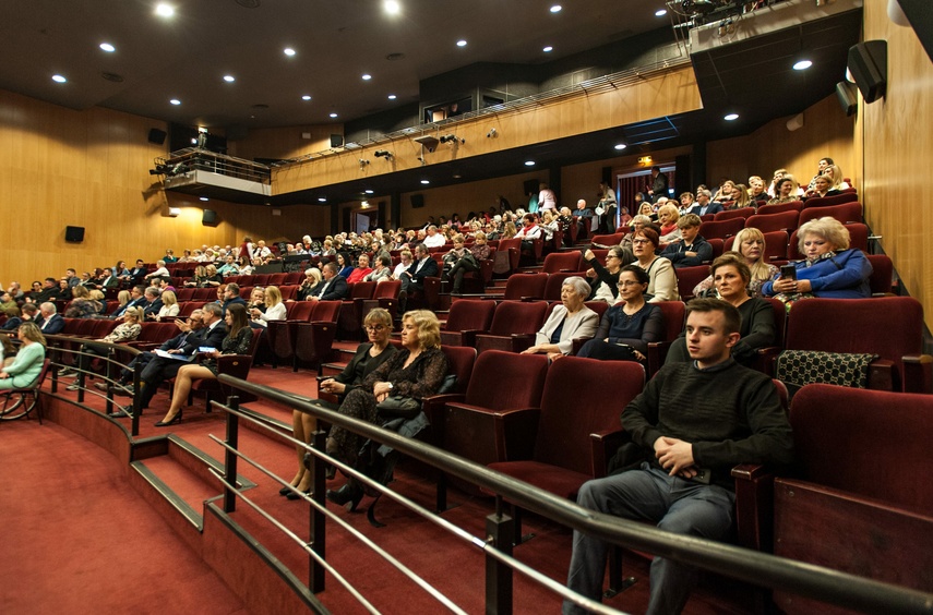 Aleksandry rozdane, czyli teatr jak wspólnota zdjęcie nr 257837