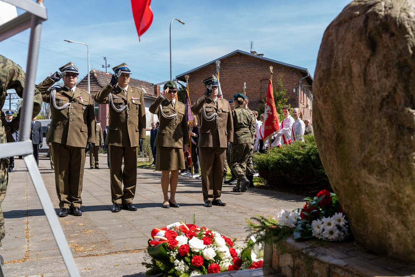 Wspomnienie wyzwolenia i pamięć o zbrodni zdjęcie nr 260380